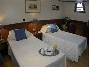 Magna Carta Otel Windsor Dış mekan fotoğraf